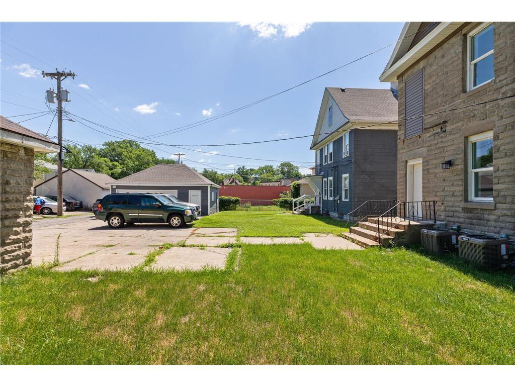 View of Residential Income at 2050 Broadway Avenue, Minneapolis MN 55411, Minneapolis (4 of 40) - Mike Wilen | Minnesota Team Real Estate