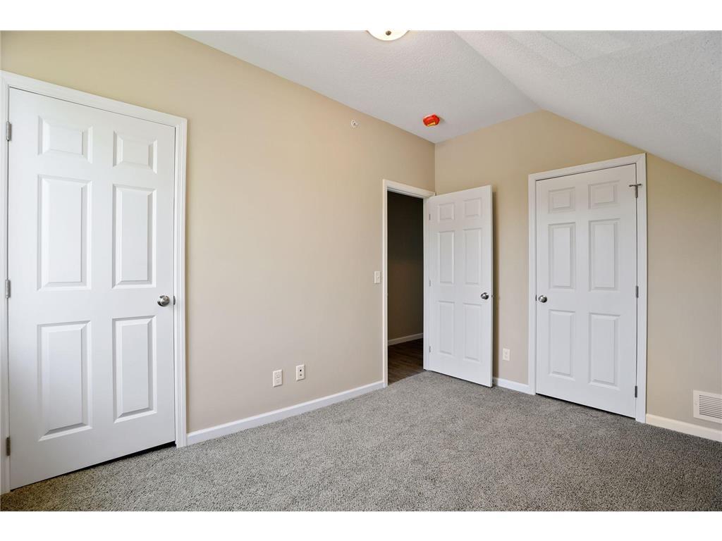 View of Residential Income at 2050 Broadway Avenue, Minneapolis MN 55411, Minneapolis (36 of 40) - Mike Wilen | Minnesota Team Real Estate