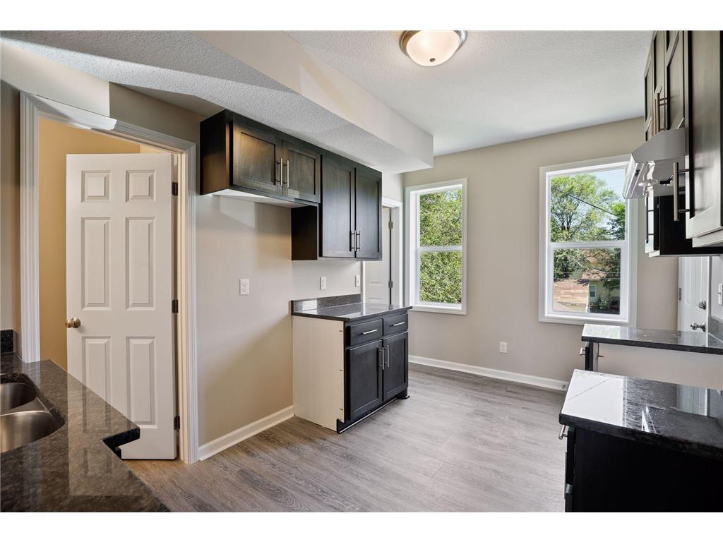 View of Residential Income at 2050 Broadway Avenue, Minneapolis MN 55411, Minneapolis (27 of 40) - Mike Wilen | Minnesota Team Real Estate