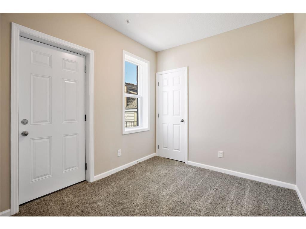 View of Residential Income at 2050 Broadway Avenue, Minneapolis MN 55411, Minneapolis (25 of 40) - Mike Wilen | Minnesota Team Real Estate