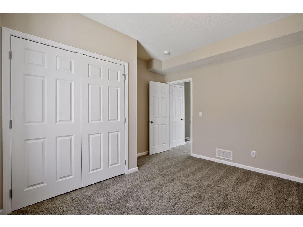 View of Residential Income at 2050 Broadway Avenue, Minneapolis MN 55411, Minneapolis (24 of 40) - Mike Wilen | Minnesota Team Real Estate