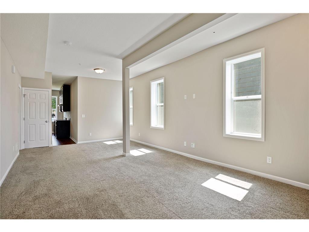 View of Residential Income at 2050 Broadway Avenue, Minneapolis MN 55411, Minneapolis (7 of 40) - Mike Wilen | Minnesota Team Real Estate