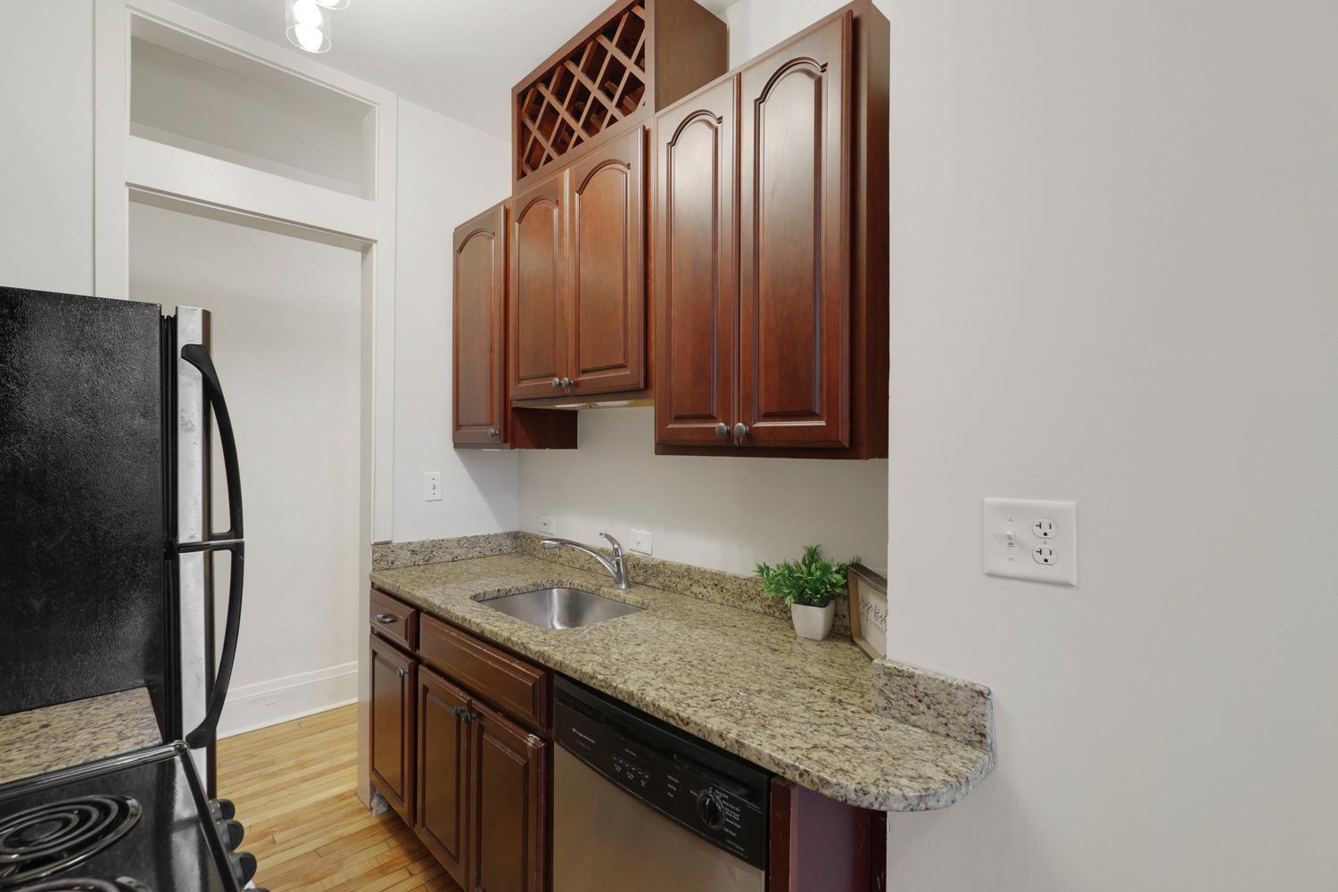 View of Residential at 220 Marshall Avenue #3, Saint Paul MN 55102, Saint Paul (8 of 23) - Mike Wilen | Minnesota Team Real Estate