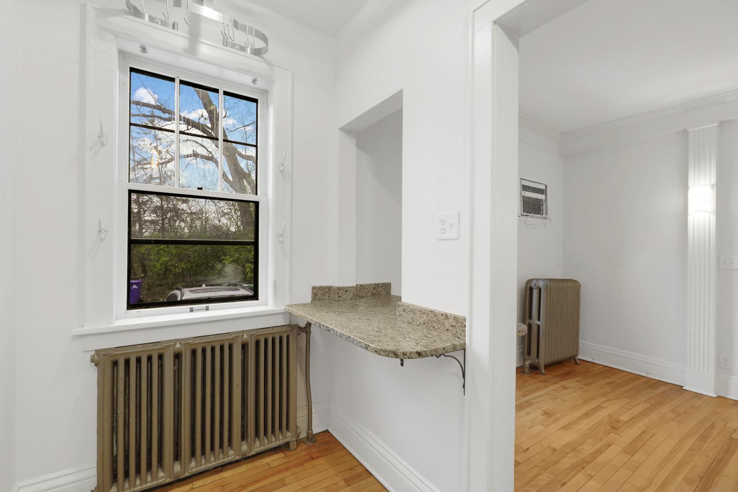 View of Residential at 220 Marshall Avenue #3, Saint Paul MN 55102, Saint Paul (10 of 23) - Mike Wilen | Minnesota Team Real Estate