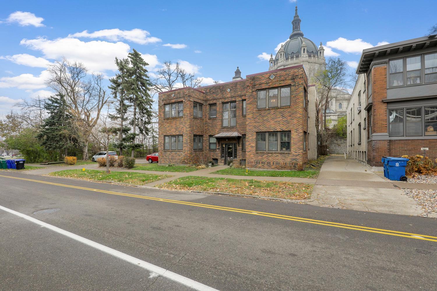 View of Residential at 220 Marshall Avenue #3, Saint Paul MN 55102, Saint Paul (20 of 23) - Mike Wilen | Minnesota Team Real Estate