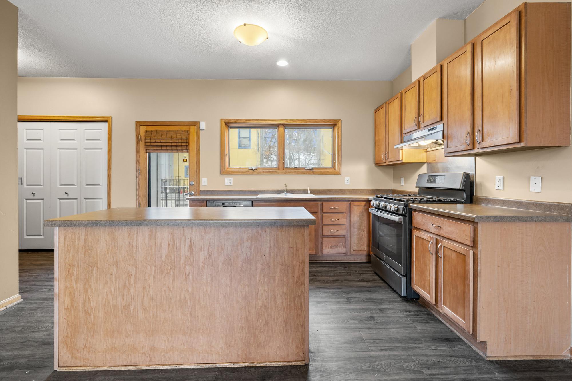 View of Residential at 568 State Street #C, Saint Paul MN 55107, Saint Paul (9 of 41) - Mike Wilen | Minnesota Team Real Estate