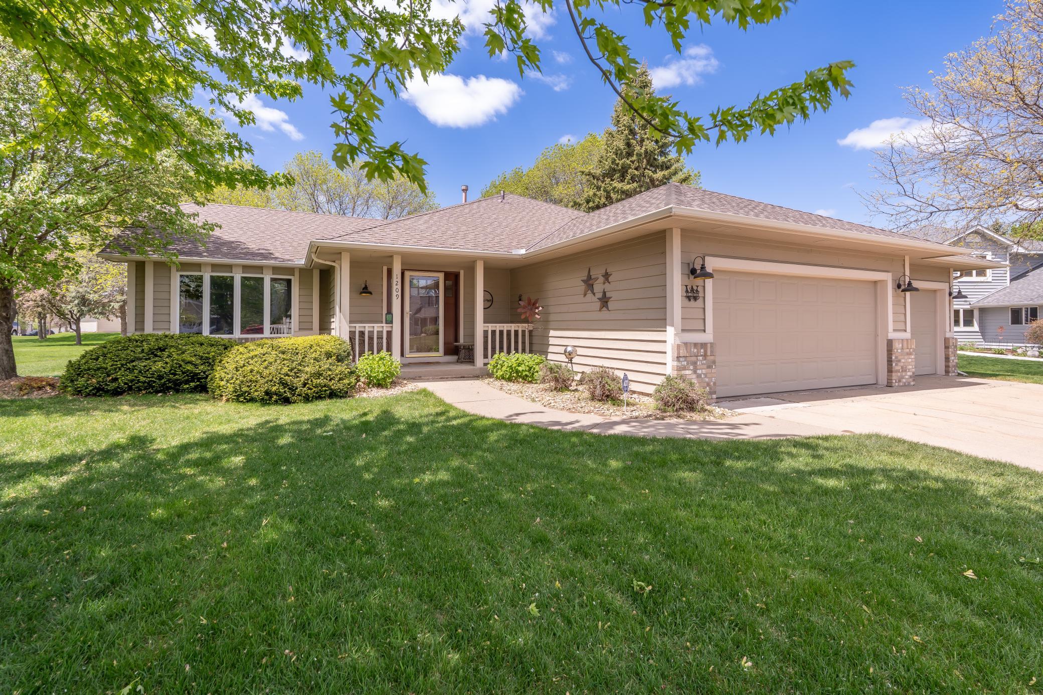 View of Residential at 1209 Sunflower Circle, Shakopee MN 55379, Shakopee - Mike Wilen | Minnesota Team Real Estate