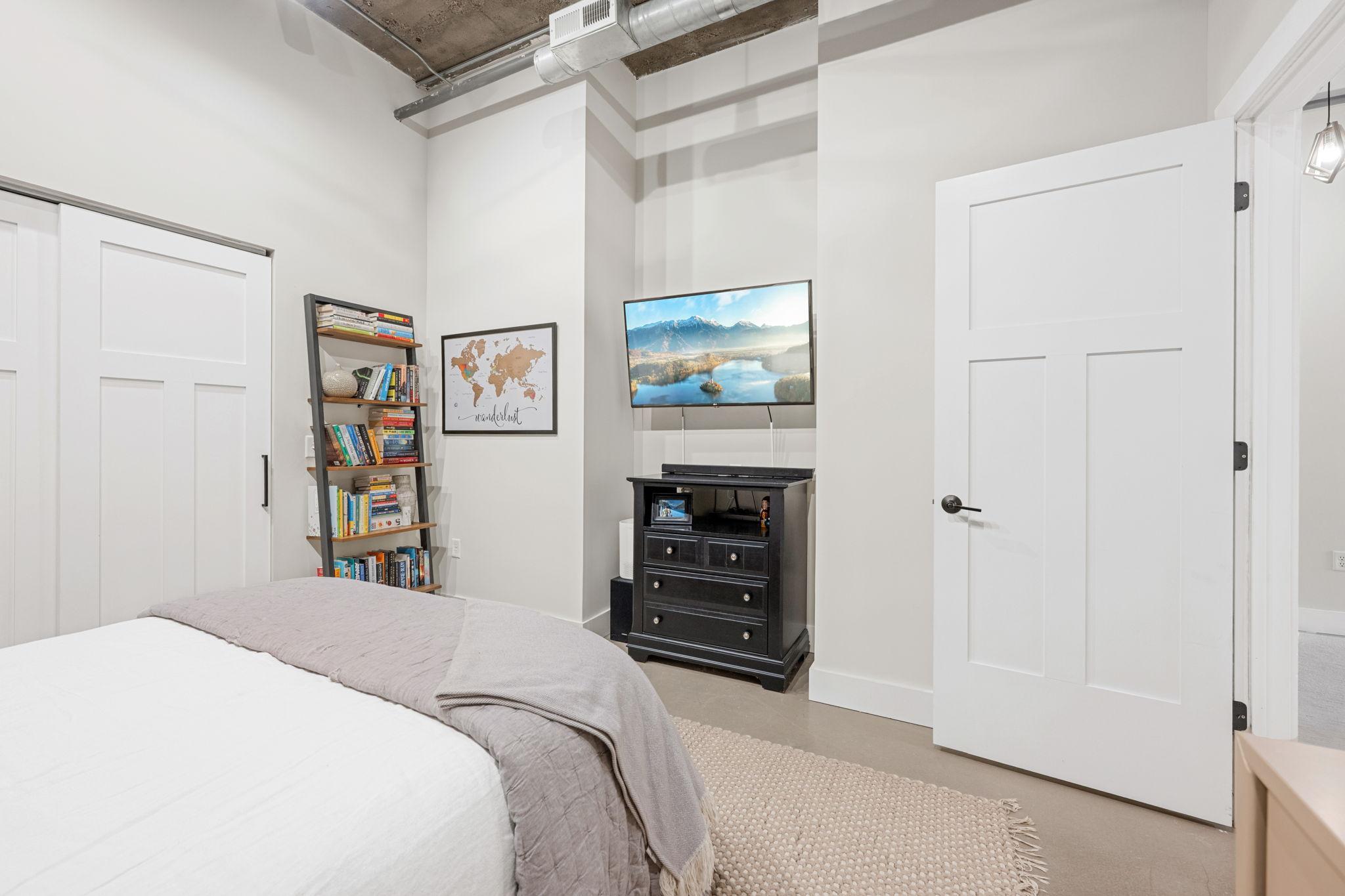 View of Residential at 718 Washington Avenue #505, Minneapolis MN 55401, Minneapolis (24 of 44) - Mike Wilen | Minnesota Team Real Estate