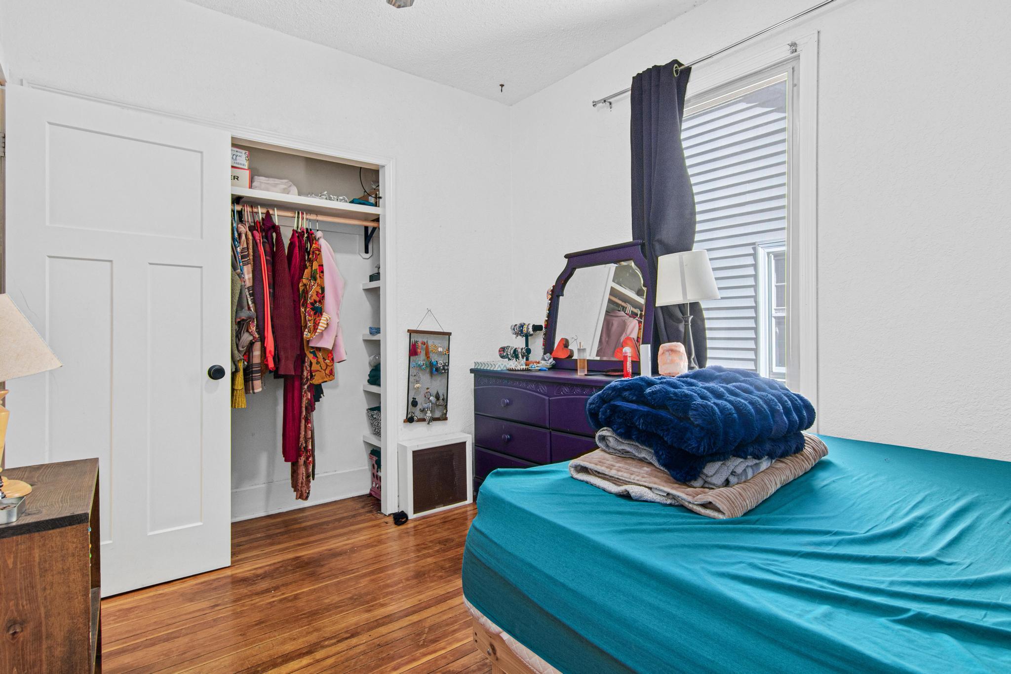View of Residential Income at 3236 James Avenue, Minneapolis MN 55412, Minneapolis (16 of 38) - Mike Wilen | Minnesota Team Real Estate