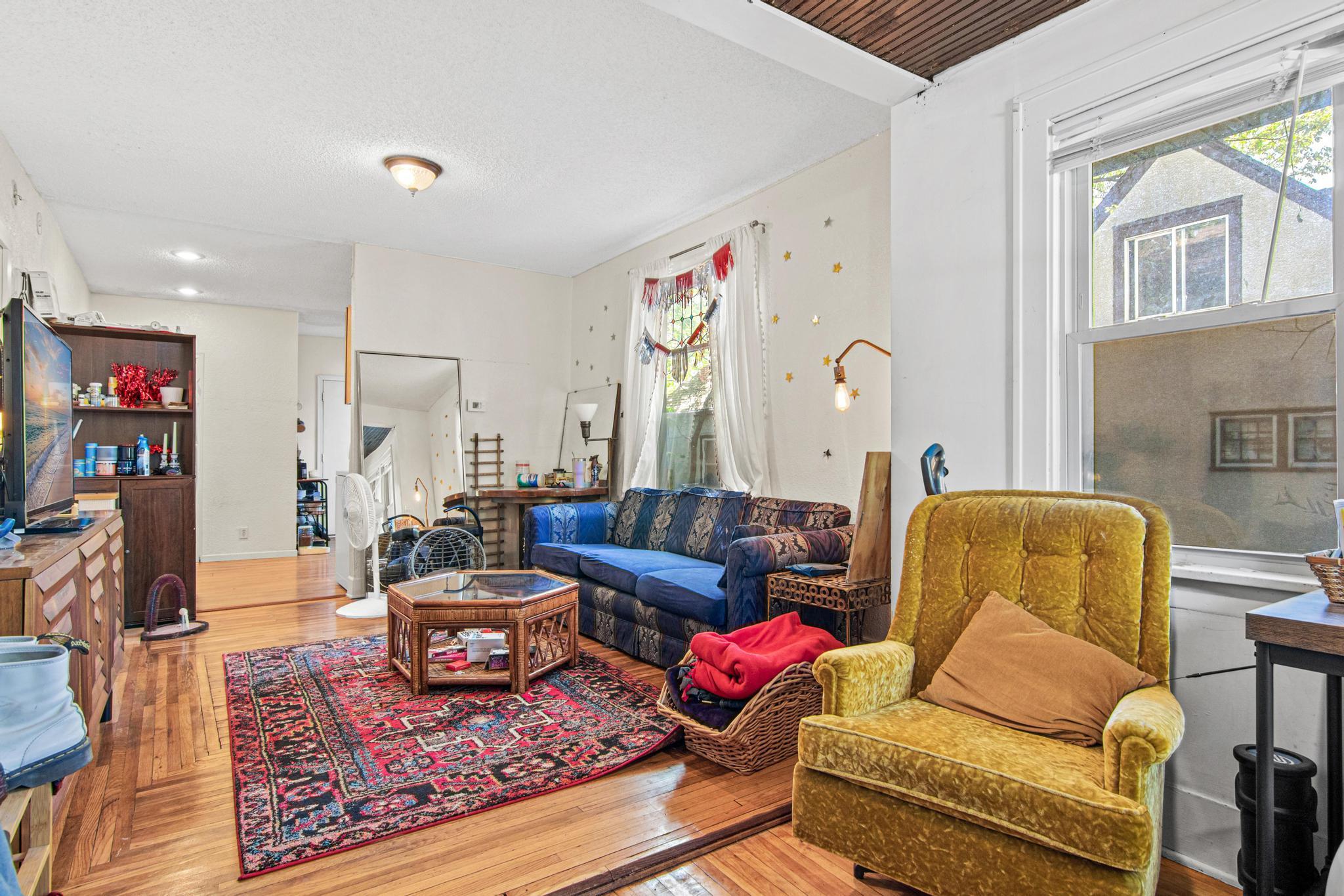 View of Residential Income at 3236 James Avenue, Minneapolis MN 55412, Minneapolis (4 of 38) - Mike Wilen | Minnesota Team Real Estate