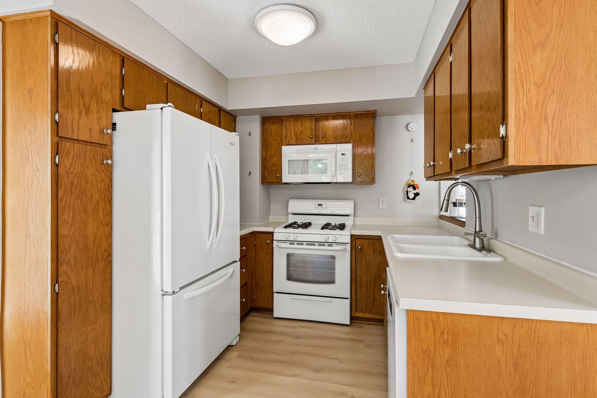 View of Residential at 930 Dartmouth Place, Minneapolis MN 55414, Minneapolis (17 of 48) - Mike Wilen | Minnesota Team Real Estate