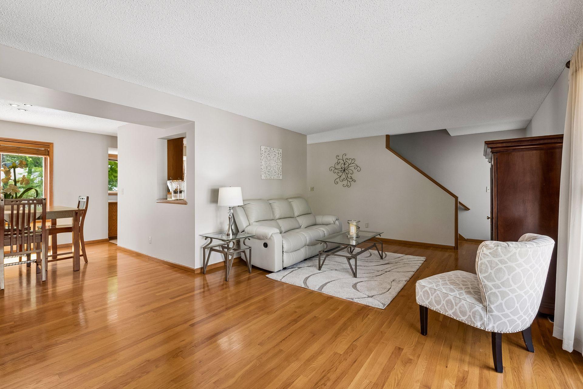 View of Residential at 930 Dartmouth Place, Minneapolis MN 55414, Minneapolis (12 of 48) - Mike Wilen | Minnesota Team Real Estate