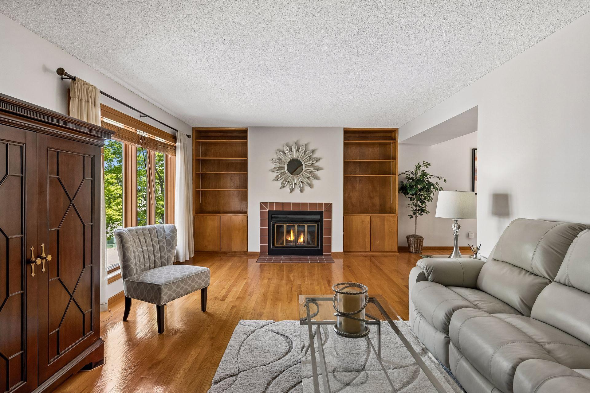 View of Residential at 930 Dartmouth Place, Minneapolis MN 55414, Minneapolis (10 of 48) - Mike Wilen | Minnesota Team Real Estate