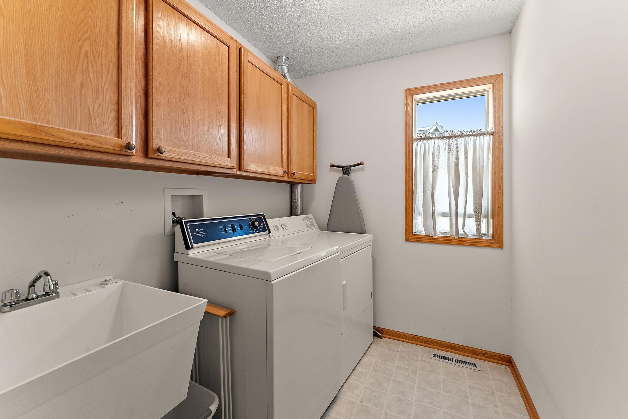 View of Residential at 21 River Bend Place, Chaska MN 55318, Chaska (13 of 21) - Mike Wilen | Minnesota Team Real Estate