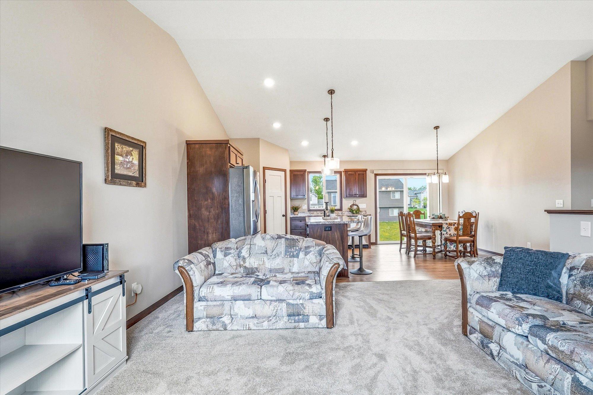 View of Residential at 422 Bluebird Drive, Isanti MN 55040, Isanti (8 of 54) - Mike Wilen | Minnesota Team Real Estate