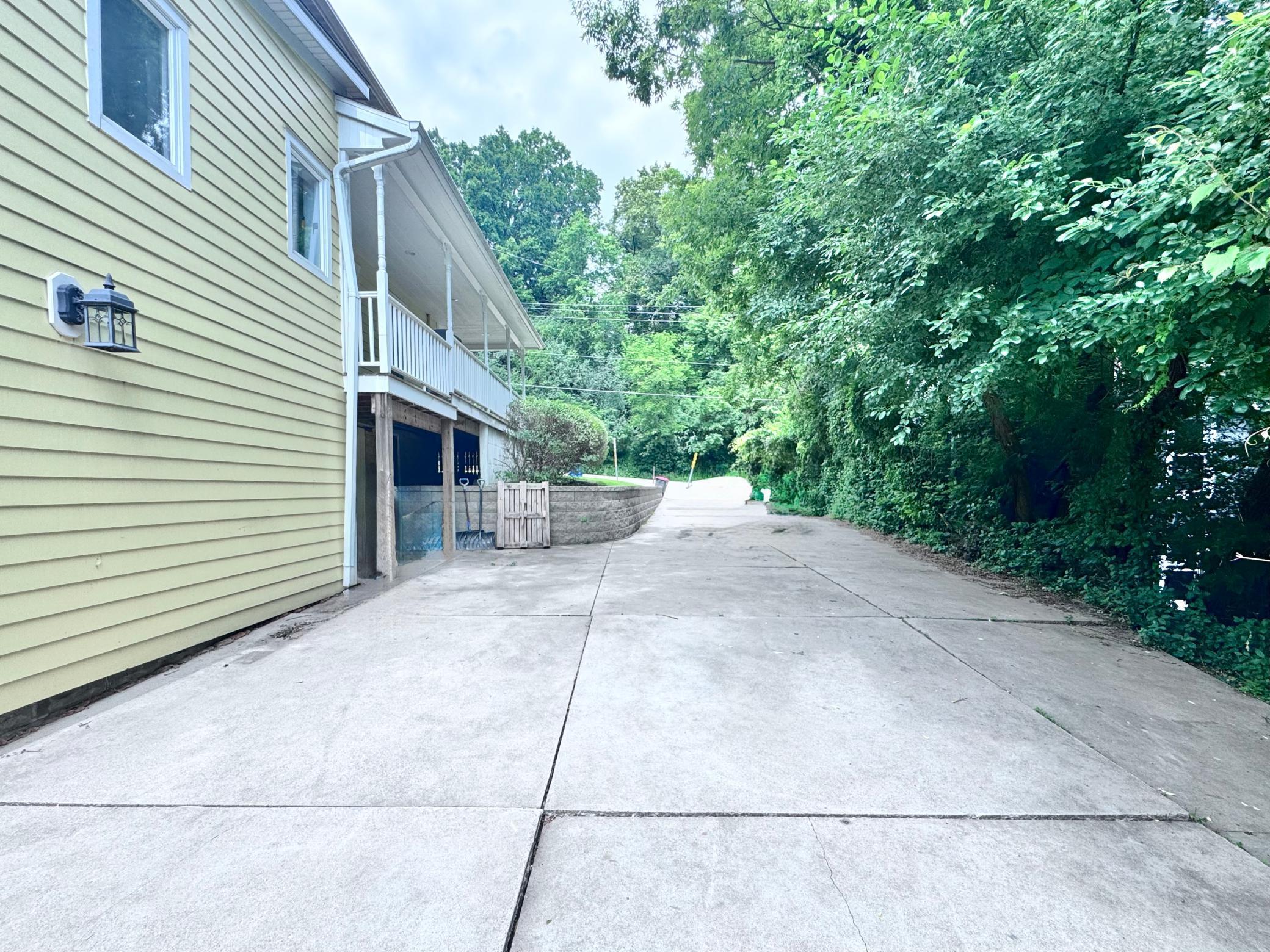 View of Residential Income at 731 College Avenue, Red Wing MN 55066, Red Wing (3 of 24) - Mike Wilen | Minnesota Team Real Estate