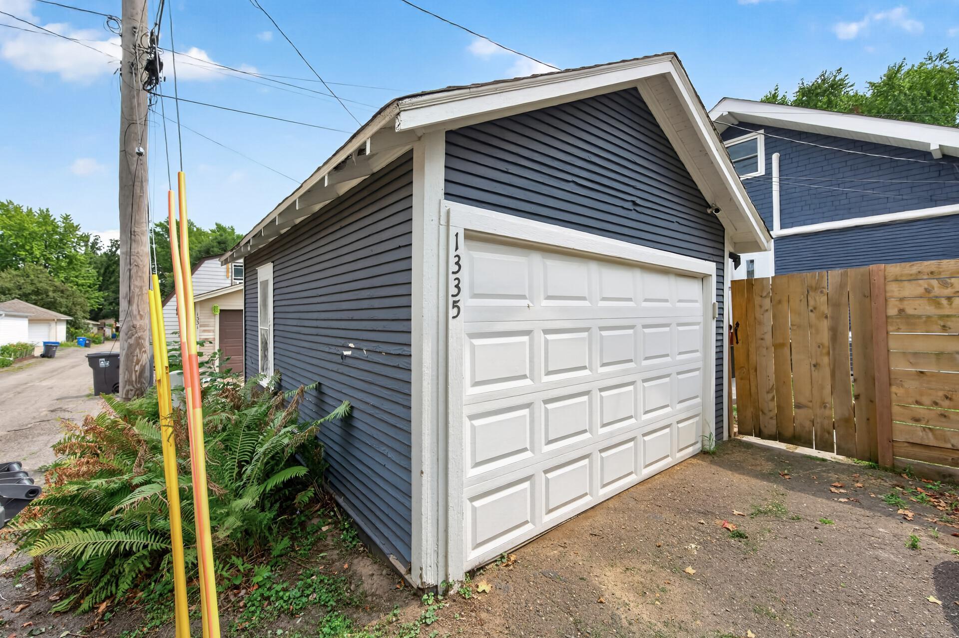 View of Residential at 1335 Sargent Avenue, Saint Paul MN 55105, Saint Paul (35 of 39) - Mike Wilen | Minnesota Team Real Estate
