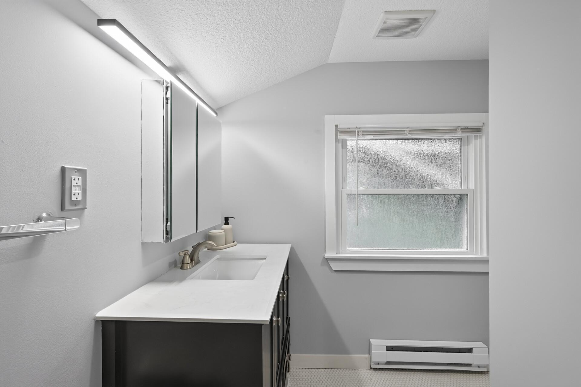 View of Residential at 1335 Sargent Avenue, Saint Paul MN 55105, Saint Paul (24 of 39) - Mike Wilen | Minnesota Team Real Estate