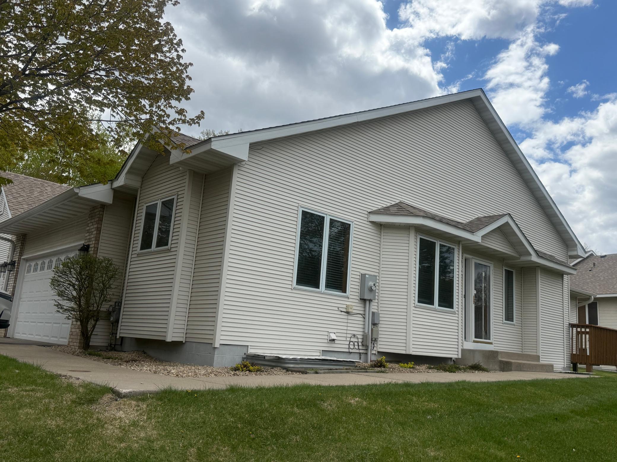 View of Residential at 834 Wescott Square, Eagan MN 55123, Eagan - Mike Wilen | Minnesota Team Real Estate