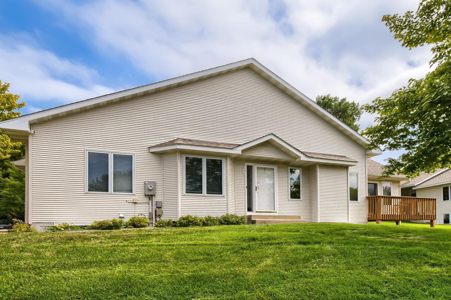 View of (TH) Side x Side at 834 Wescott Square, Eagan - Mike Wilen | Minnesota Team Real Estate
