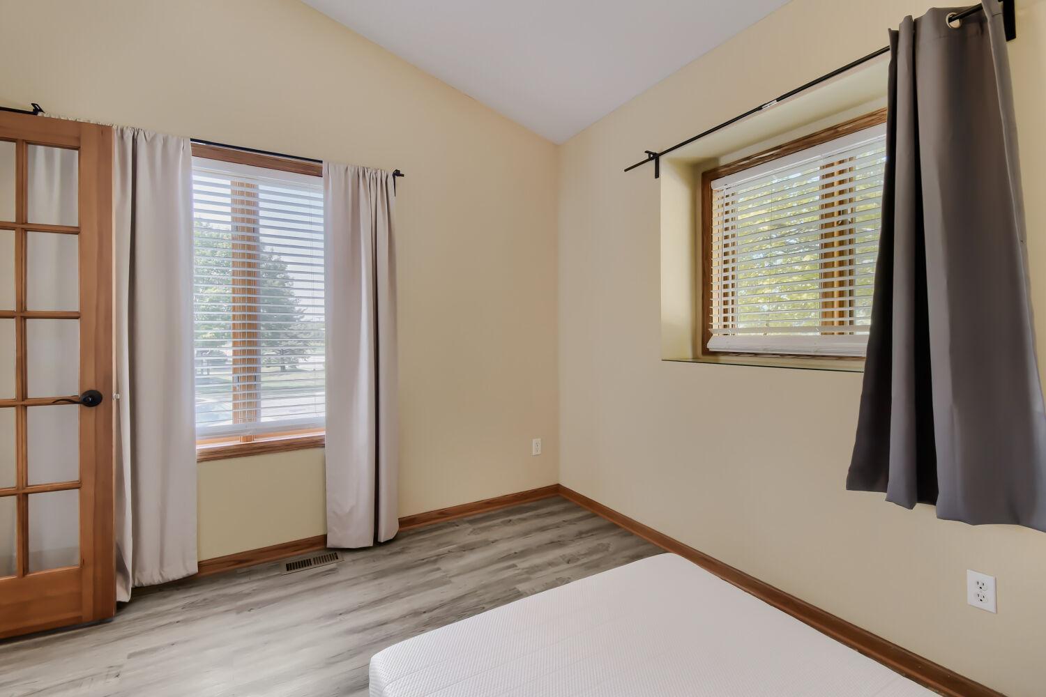 View of Residential at 834 Wescott Square, Eagan MN 55123, Eagan (12 of 17) - Mike Wilen | Minnesota Team Real Estate