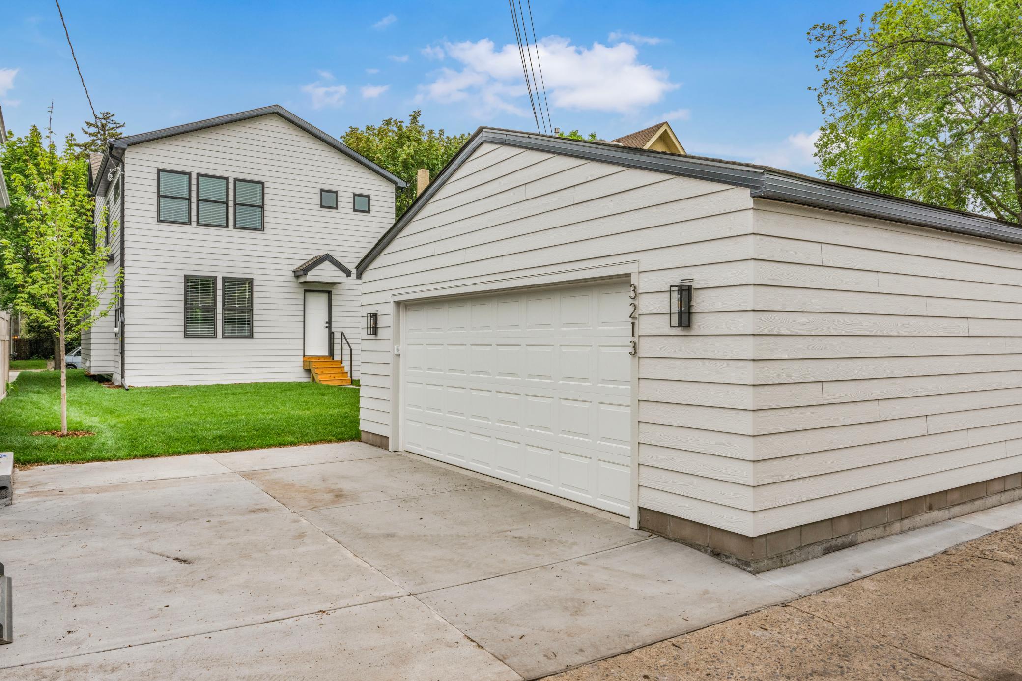 View of Residential at 3213 Holmes Avenue, Minneapolis MN 55408, Minneapolis (45 of 46) - Mike Wilen | Minnesota Team Real Estate