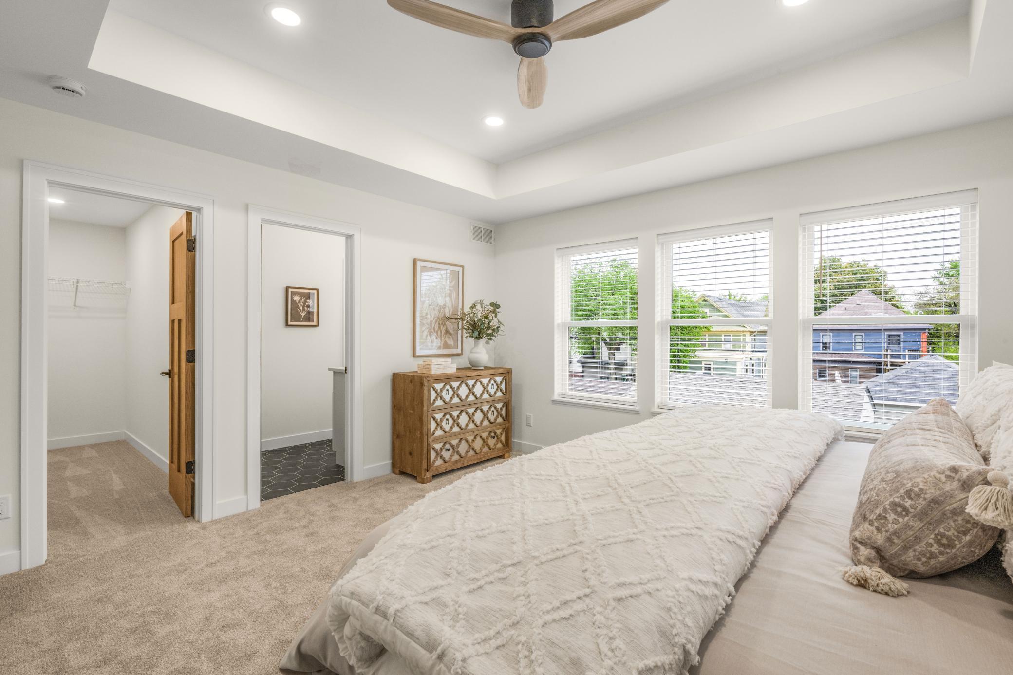 View of Residential at 3213 Holmes Avenue, Minneapolis MN 55408, Minneapolis (36 of 46) - Mike Wilen | Minnesota Team Real Estate