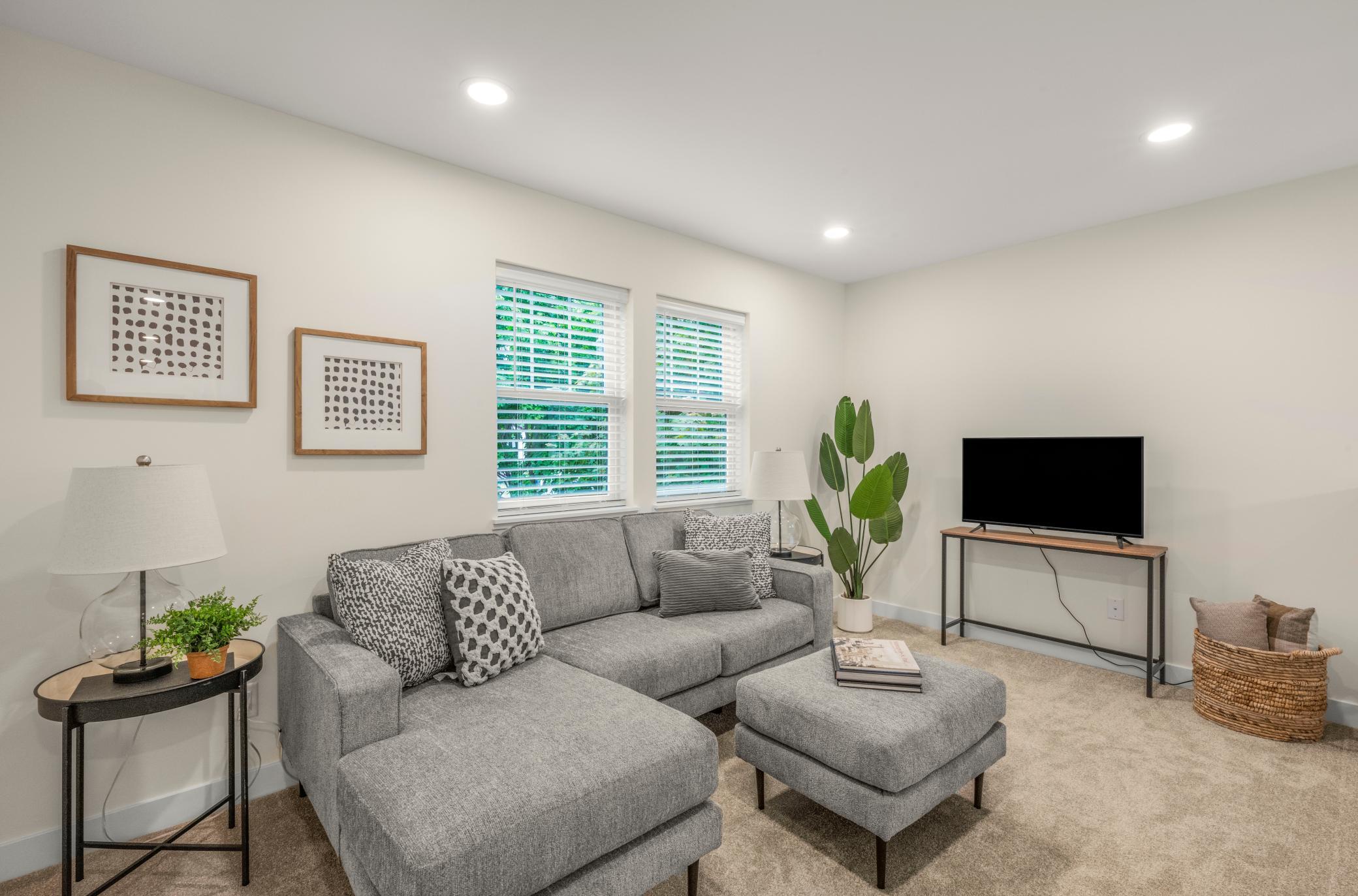 View of Residential at 3213 Holmes Avenue, Minneapolis MN 55408, Minneapolis (31 of 46) - Mike Wilen | Minnesota Team Real Estate