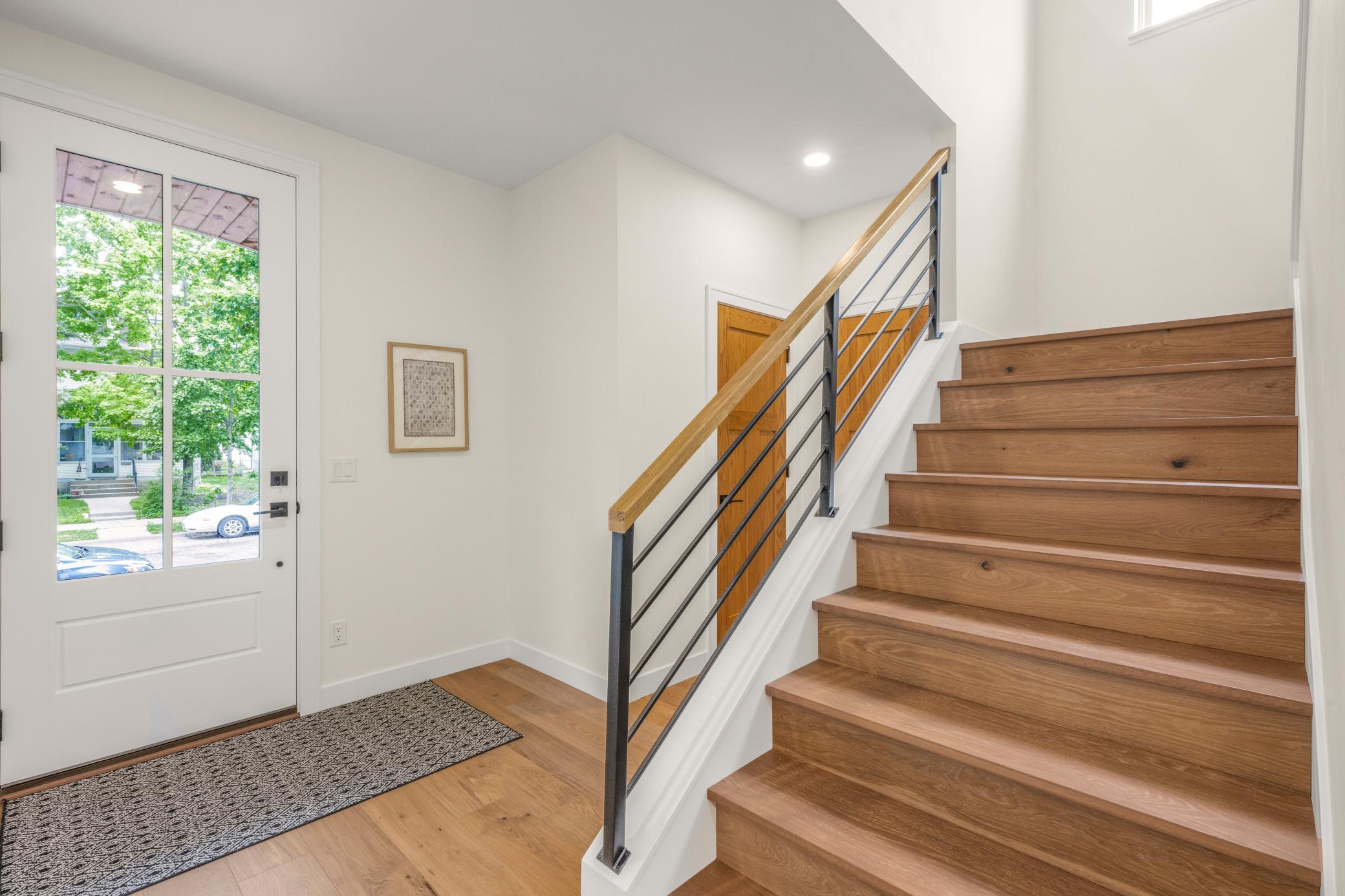 View of Residential at 3213 Holmes Avenue, Minneapolis MN 55408, Minneapolis (7 of 46) - Mike Wilen | Minnesota Team Real Estate