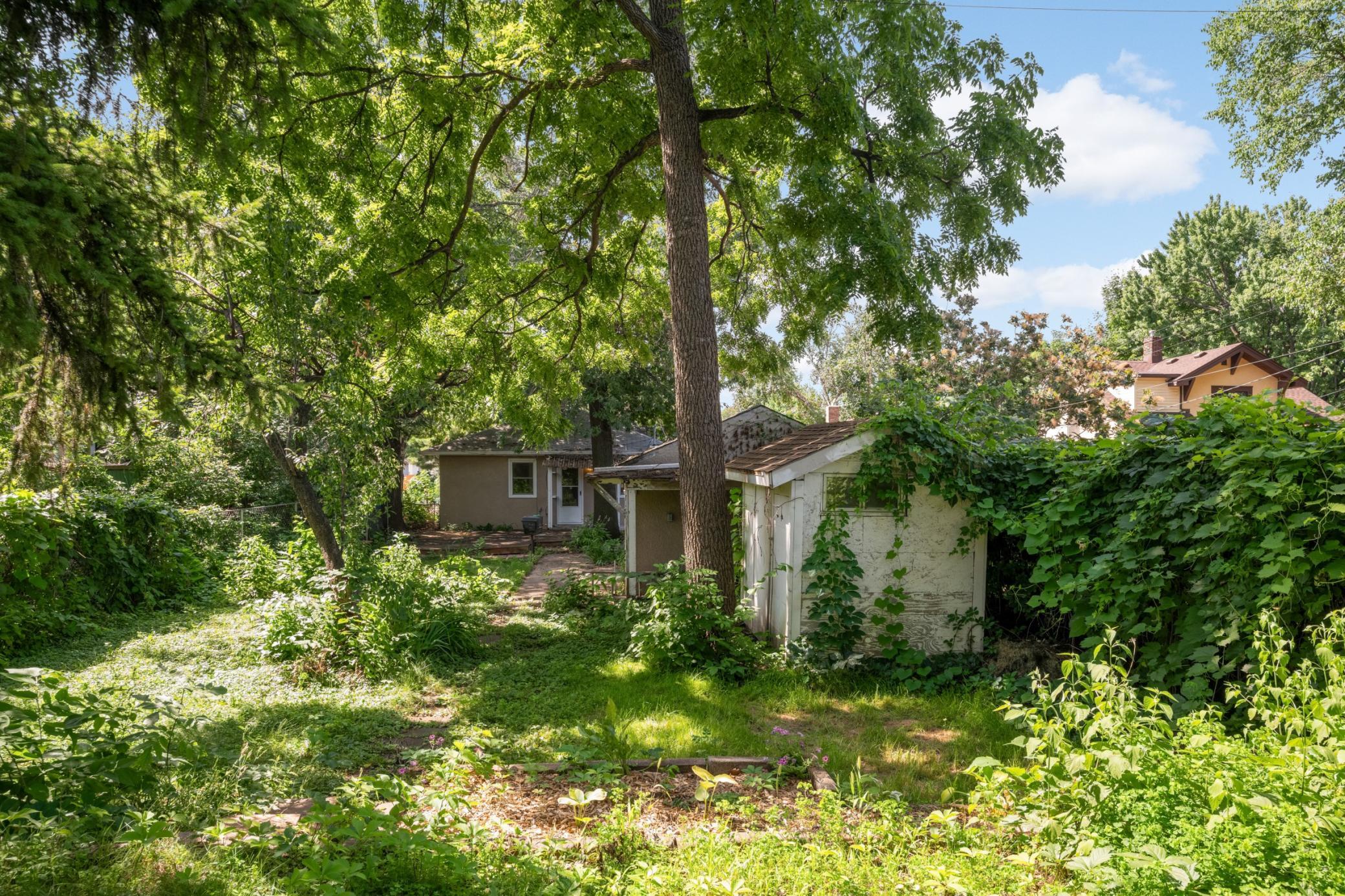 View of Residential at 1015 Hubbard Avenue, Saint Paul MN 55104, Saint Paul (22 of 29) - Mike Wilen | Minnesota Team Real Estate
