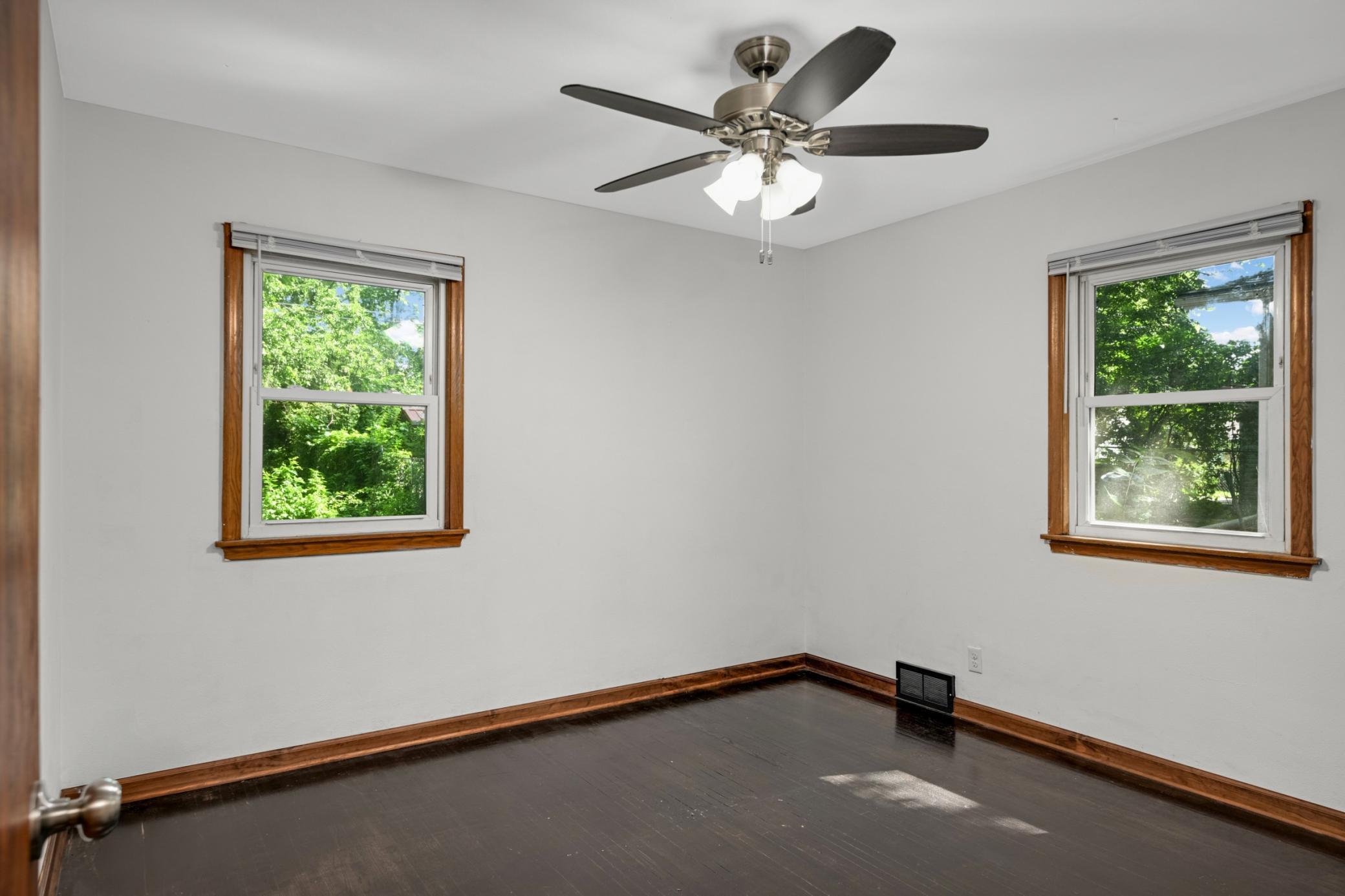 View of Residential at 1015 Hubbard Avenue, Saint Paul MN 55104, Saint Paul (11 of 29) - Mike Wilen | Minnesota Team Real Estate