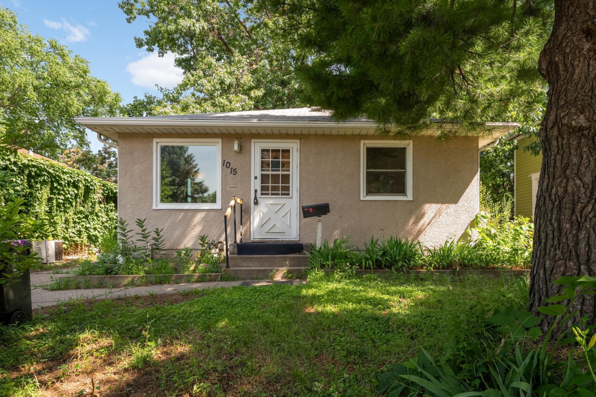 View of Single Family at 1015 Hubbard Avenue, Saint Paul - Mike Wilen | Minnesota Team Real Estate