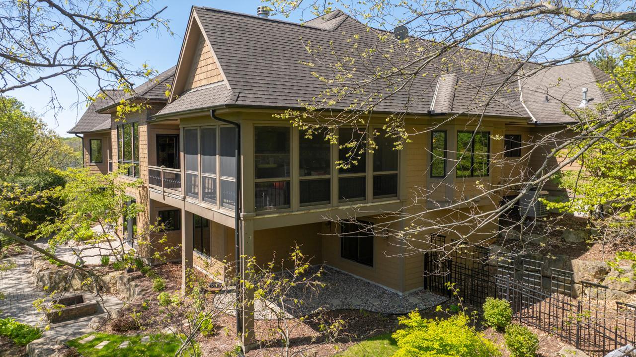 View of Residential at 6823 Alpine Trail, Eden Prairie MN 55346, Eden Prairie (82 of 86) - Mike Wilen | Minnesota Team Real Estate