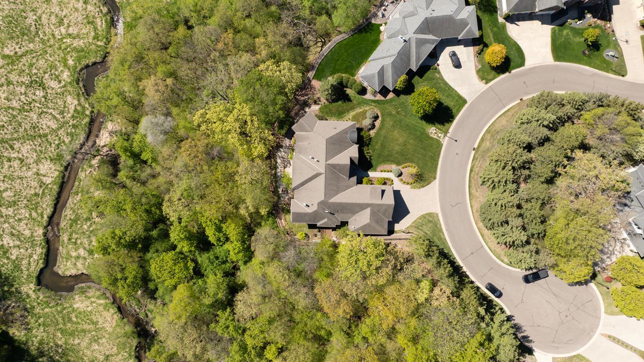 View of Residential at 6823 Alpine Trail, Eden Prairie MN 55346, Eden Prairie (76 of 86) - Mike Wilen | Minnesota Team Real Estate