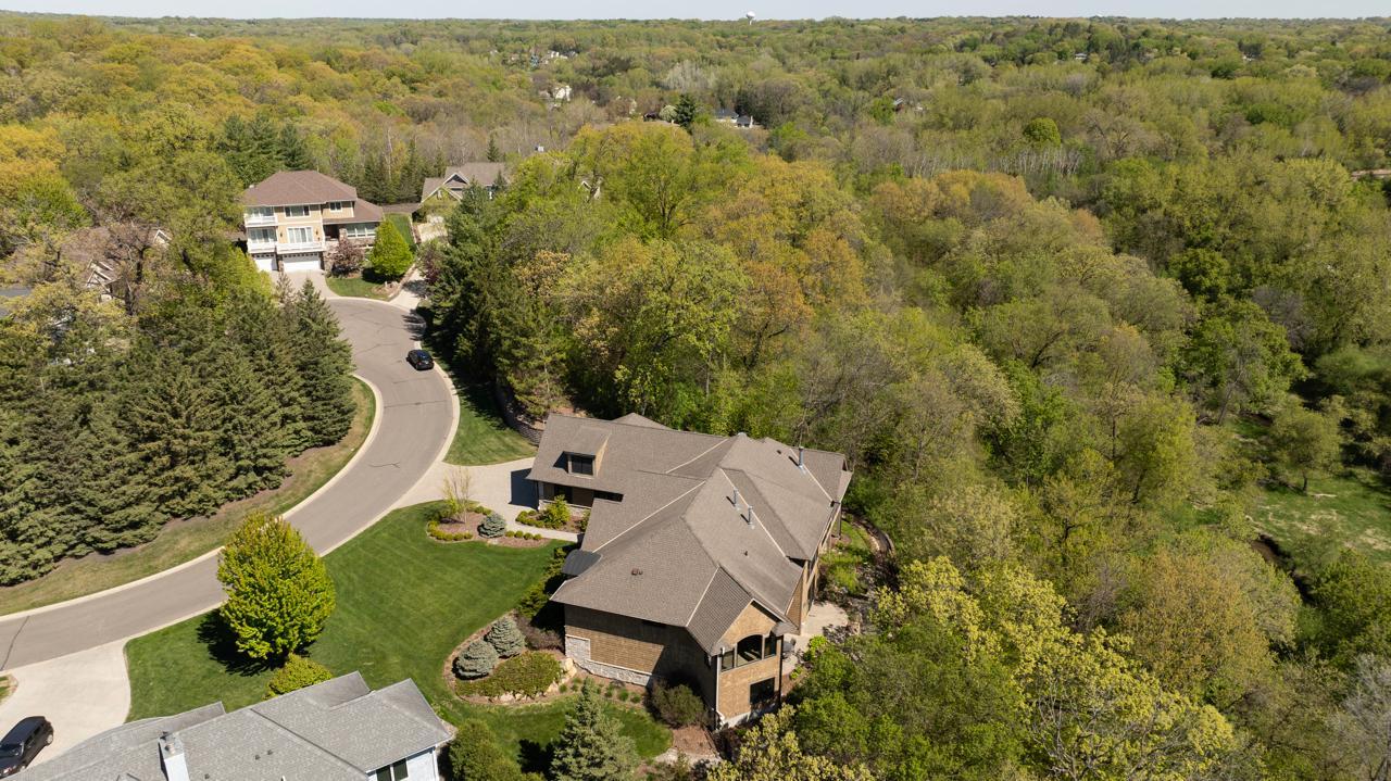 View of Residential at 6823 Alpine Trail, Eden Prairie MN 55346, Eden Prairie (75 of 86) - Mike Wilen | Minnesota Team Real Estate