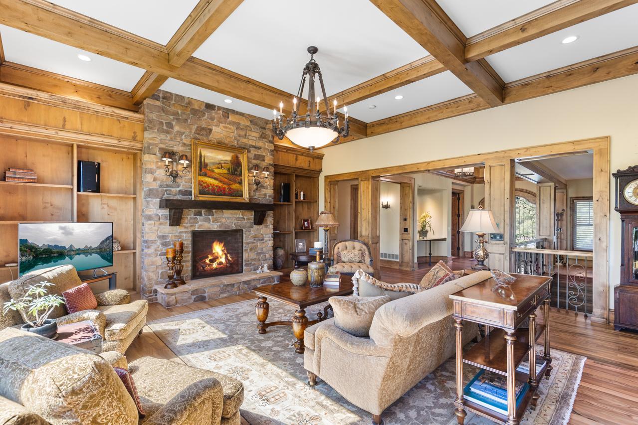 View of Residential at 6823 Alpine Trail, Eden Prairie MN 55346, Eden Prairie (18 of 86) - Mike Wilen | Minnesota Team Real Estate