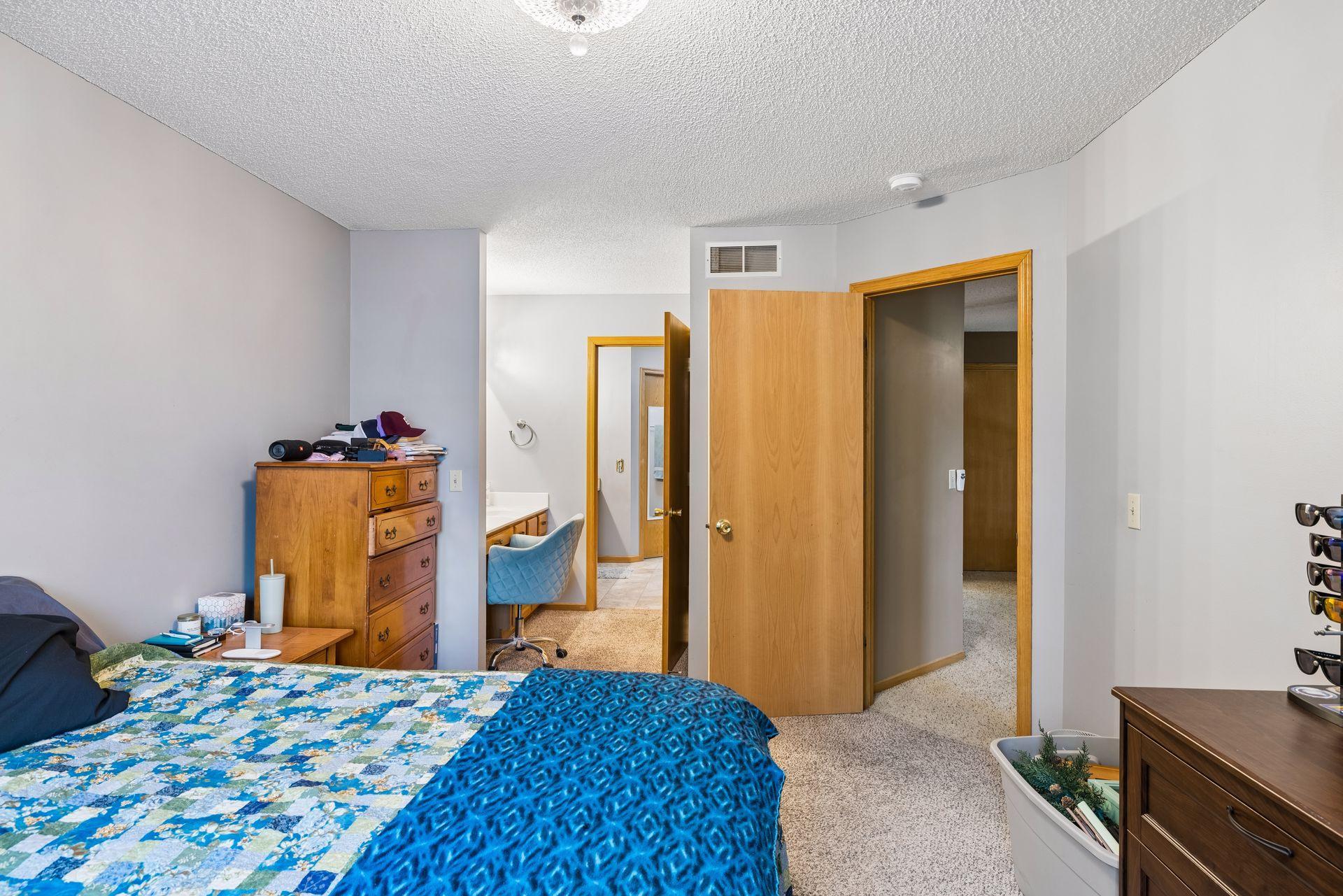 View of Residential at 4099 Meadowlark Curve, Eagan MN 55122, Eagan (23 of 33) - Mike Wilen | Minnesota Team Real Estate