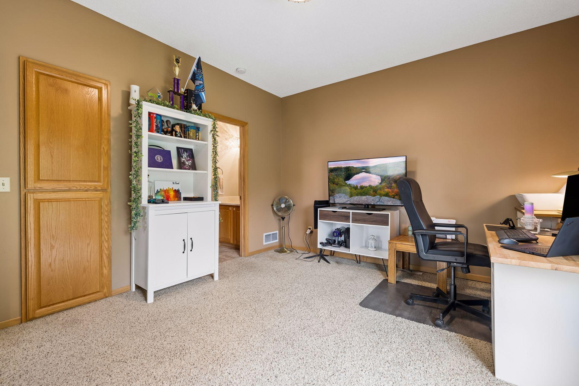 View of Residential at 4099 Meadowlark Curve, Eagan MN 55122, Eagan (15 of 33) - Mike Wilen | Minnesota Team Real Estate