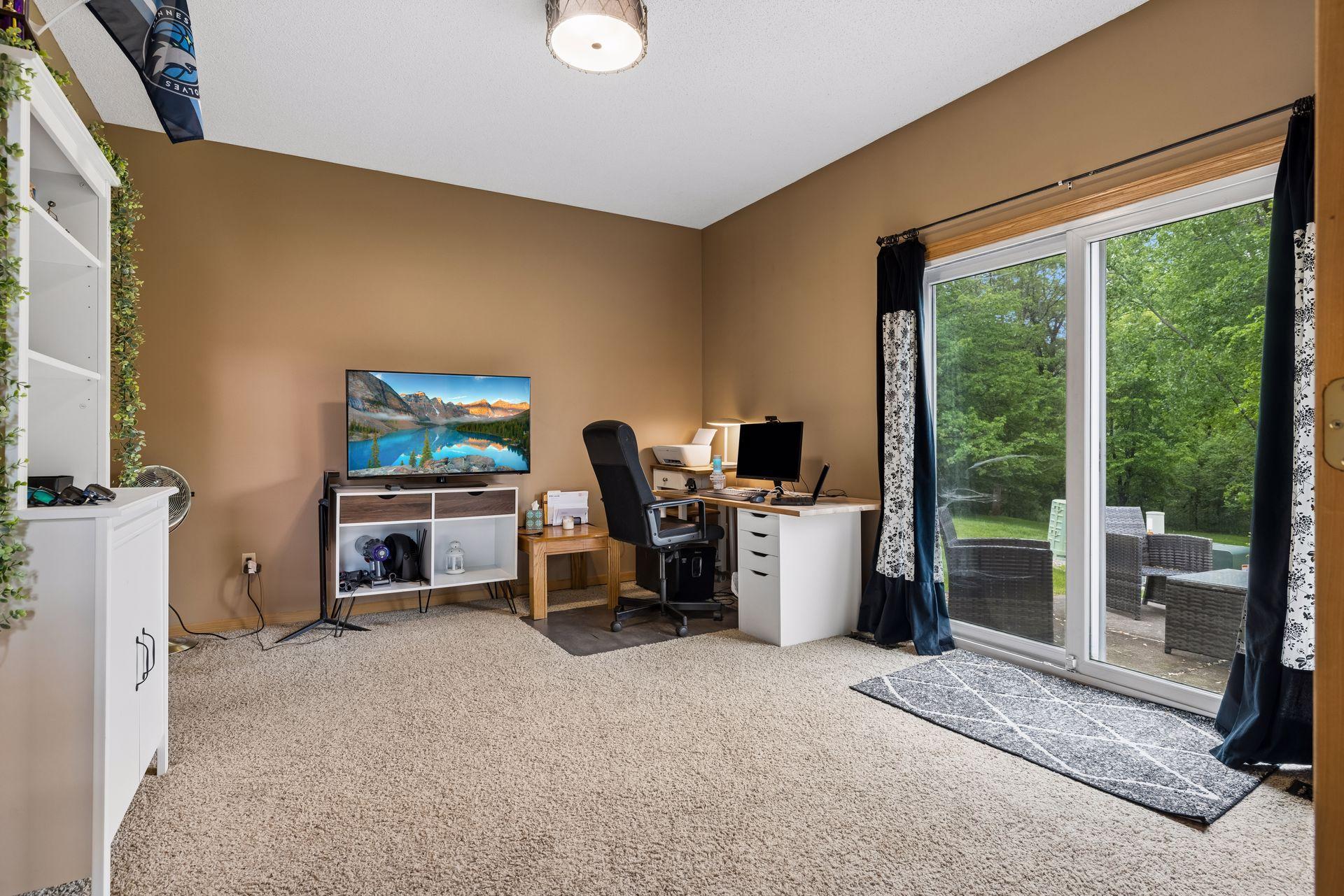 View of Residential at 4099 Meadowlark Curve, Eagan MN 55122, Eagan (14 of 33) - Mike Wilen | Minnesota Team Real Estate