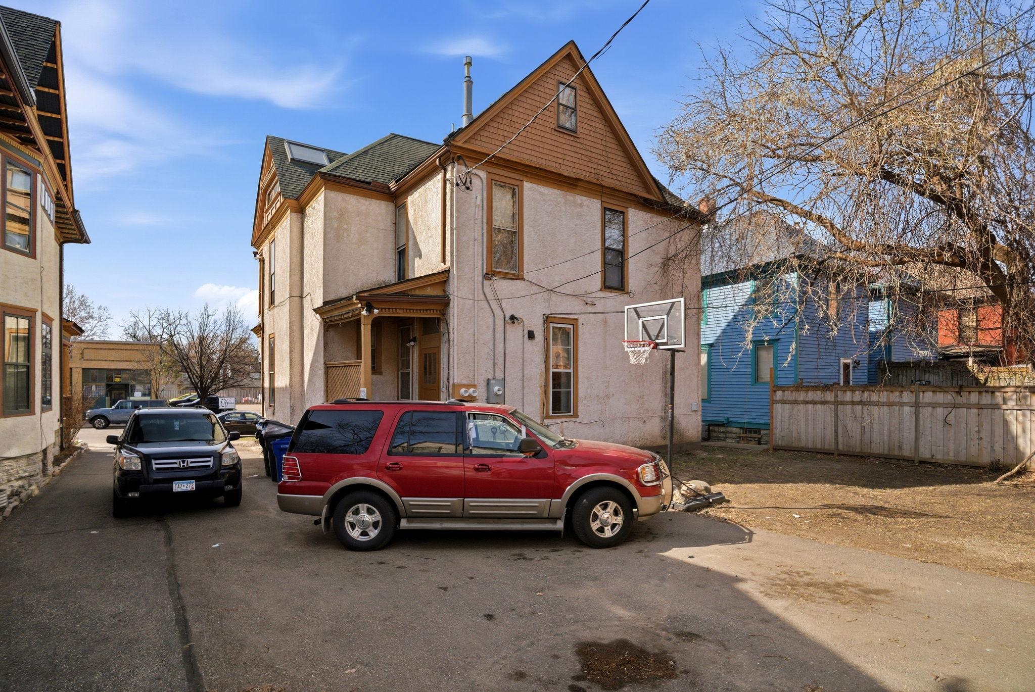 View of Residential Income at 549 Selby Avenue, Saint Paul MN 55102, Saint Paul (15 of 15) - Mike Wilen | Minnesota Team Real Estate