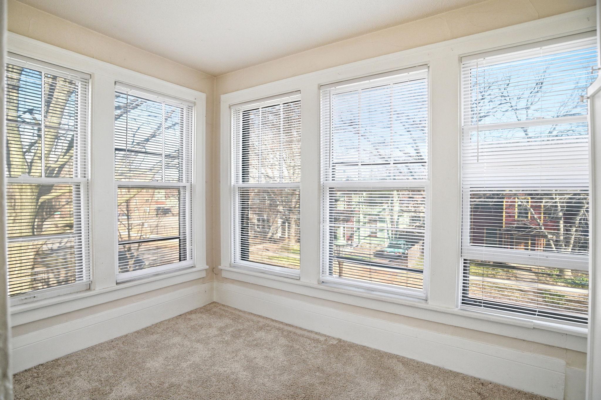 View of Commercial Sale at 658 Hague Avenue, Saint Paul MN 55104, Saint Paul (11 of 14) - Mike Wilen | Minnesota Team Real Estate