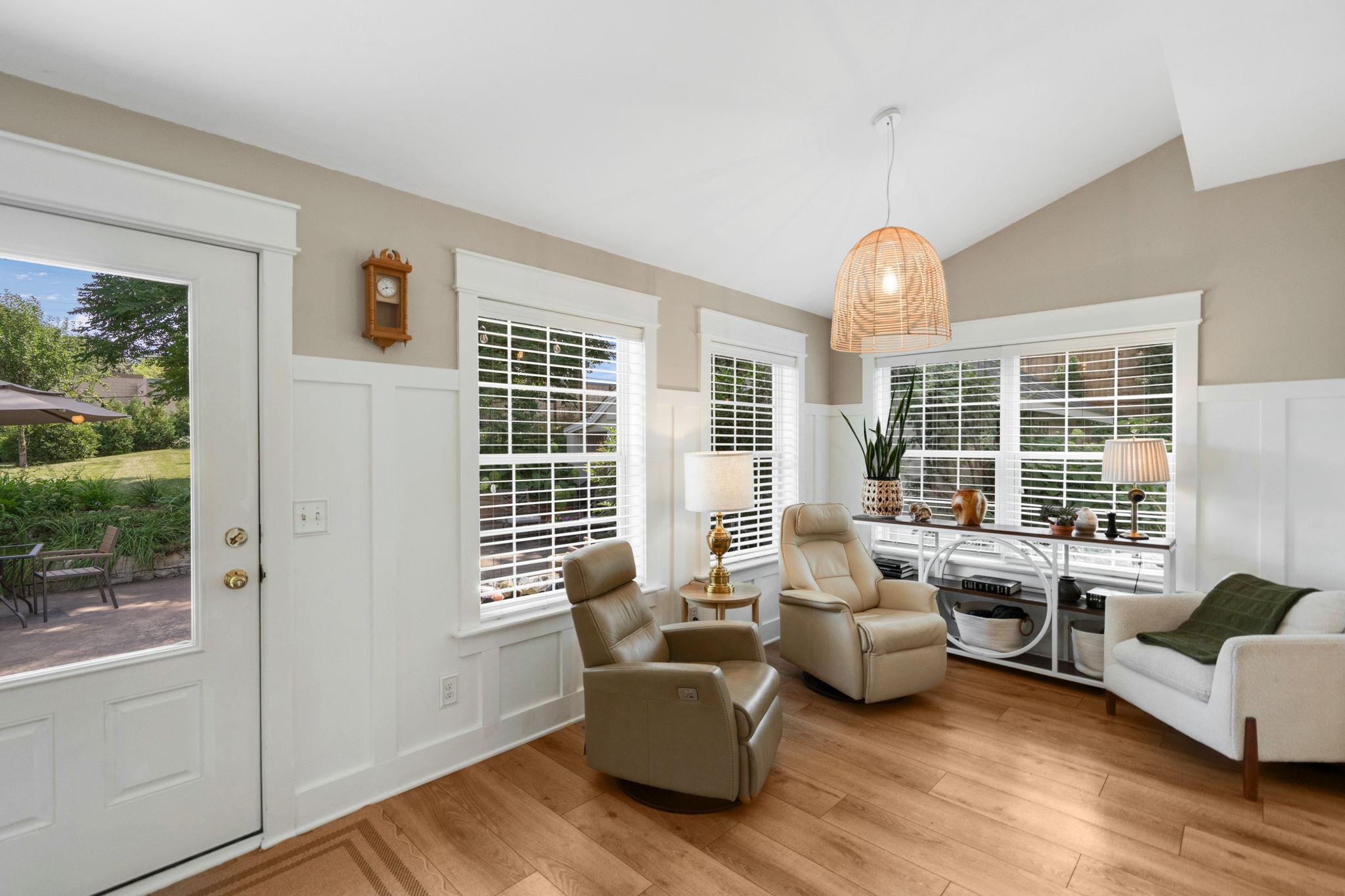 View of Residential at 3455 Montgomerie Avenue, Wayzata MN 55391, Wayzata (14 of 39) - Mike Wilen | Minnesota Team Real Estate