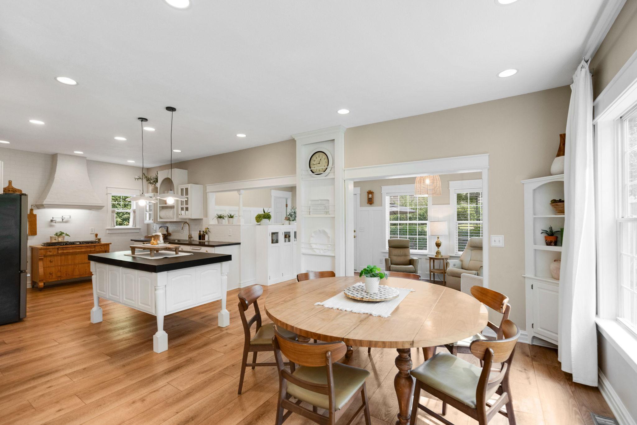 View of Residential at 3455 Montgomerie Avenue, Wayzata MN 55391, Wayzata (13 of 39) - Mike Wilen | Minnesota Team Real Estate