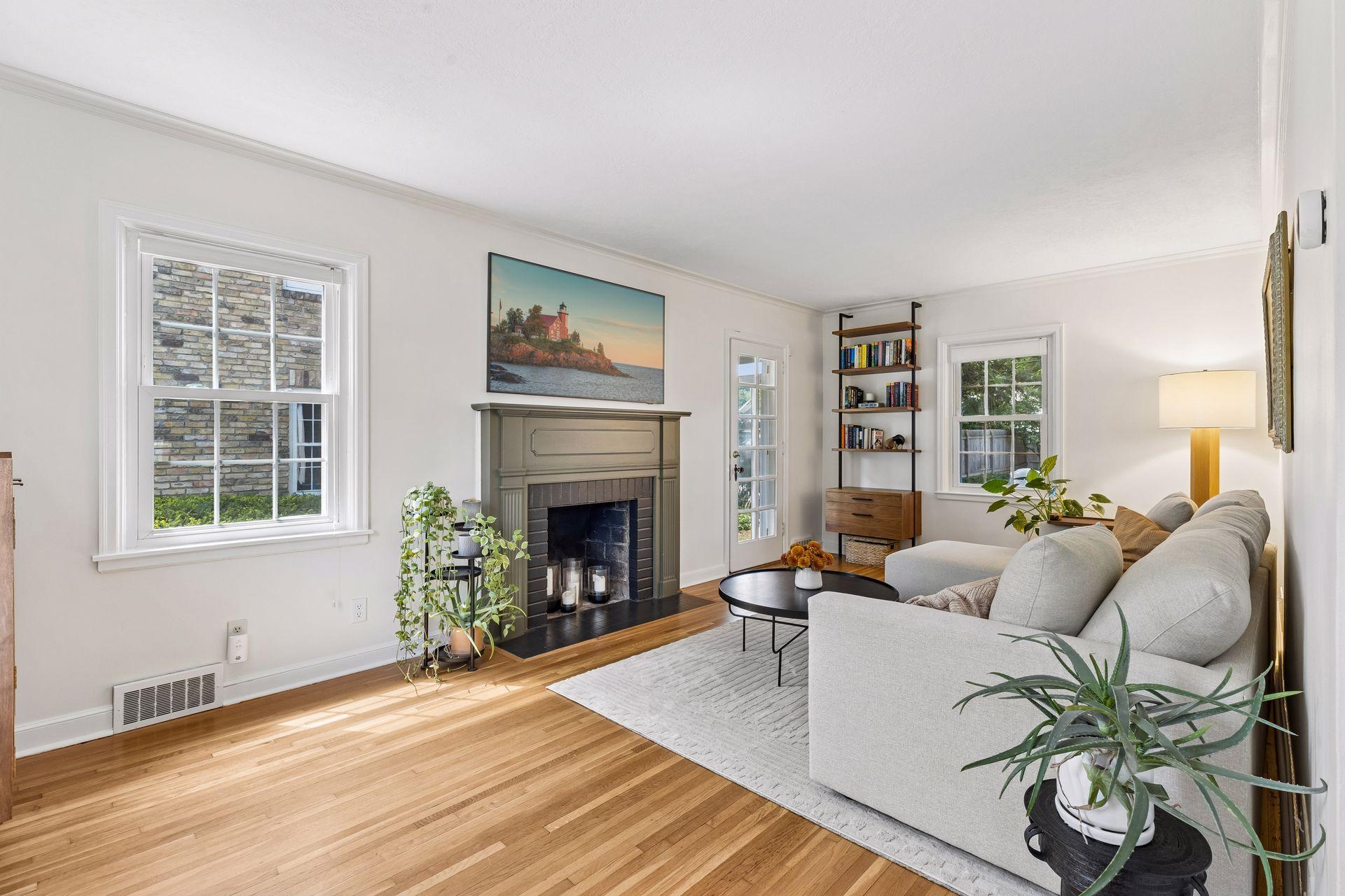View of Residential at 4304 Brook Avenue, Saint Louis Park MN 55424, Saint Louis Park (4 of 22) - Mike Wilen | Minnesota Team Real Estate