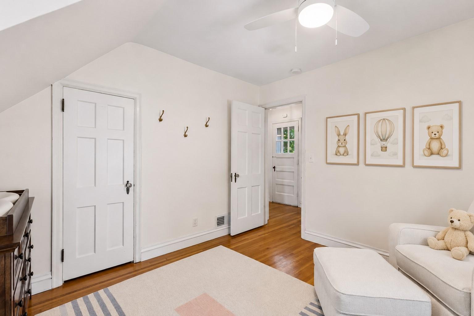 View of Residential at 4304 Brook Avenue, Saint Louis Park MN 55424, Saint Louis Park (17 of 22) - Mike Wilen | Minnesota Team Real Estate