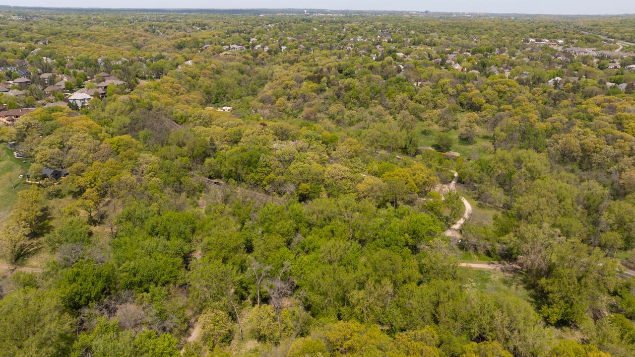 View of Residential at 10300 Riverview Road, Eden Prairie MN 55347, Eden Prairie (70 of 78) - Mike Wilen | Minnesota Team Real Estate