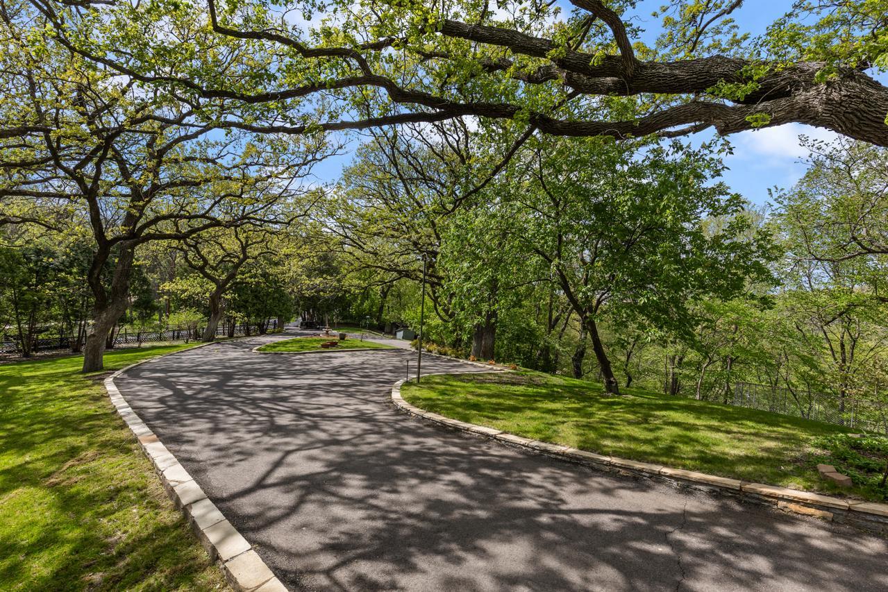 View of Residential at 10300 Riverview Road, Eden Prairie MN 55347, Eden Prairie (36 of 78) - Mike Wilen | Minnesota Team Real Estate