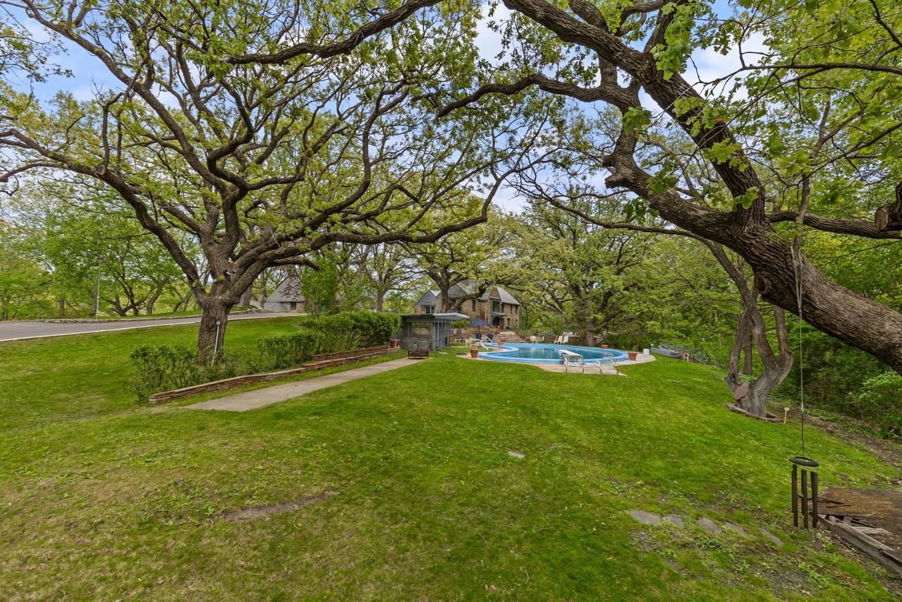 View of Residential at 10300 Riverview Road, Eden Prairie MN 55347, Eden Prairie (33 of 78) - Mike Wilen | Minnesota Team Real Estate