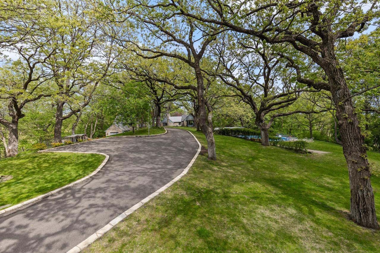 View of Residential at 10300 Riverview Road, Eden Prairie MN 55347, Eden Prairie (28 of 78) - Mike Wilen | Minnesota Team Real Estate