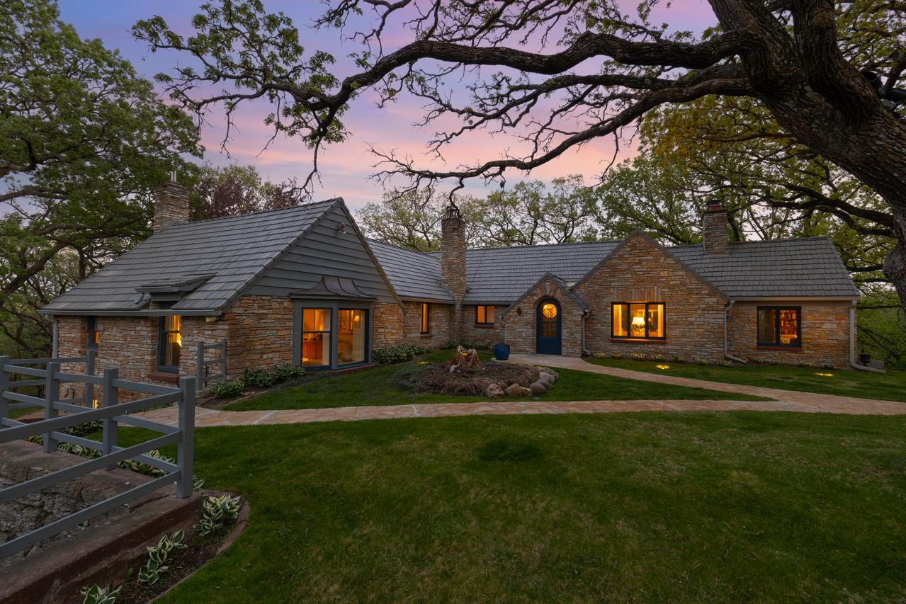 View of Residential at 10300 Riverview Road, Eden Prairie MN 55347, Eden Prairie (16 of 78) - Mike Wilen | Minnesota Team Real Estate